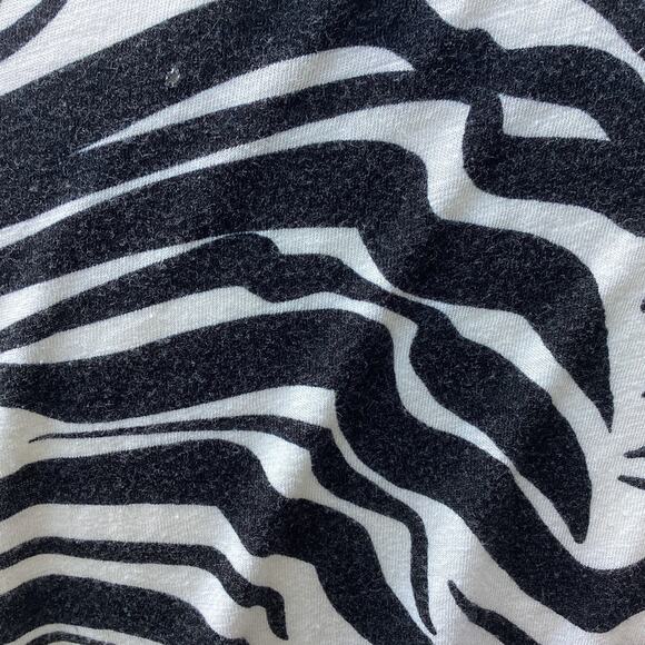 Sanctuary Women's Zebra Stripe Twist Front Short Sleeve Crewneck Top XL - Picture 8 of 8